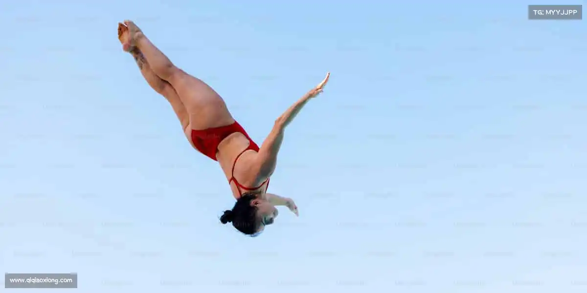 米兰官网🤼♂️摔倒?重来!在体育的世界里,坚持就是最好的勋章~